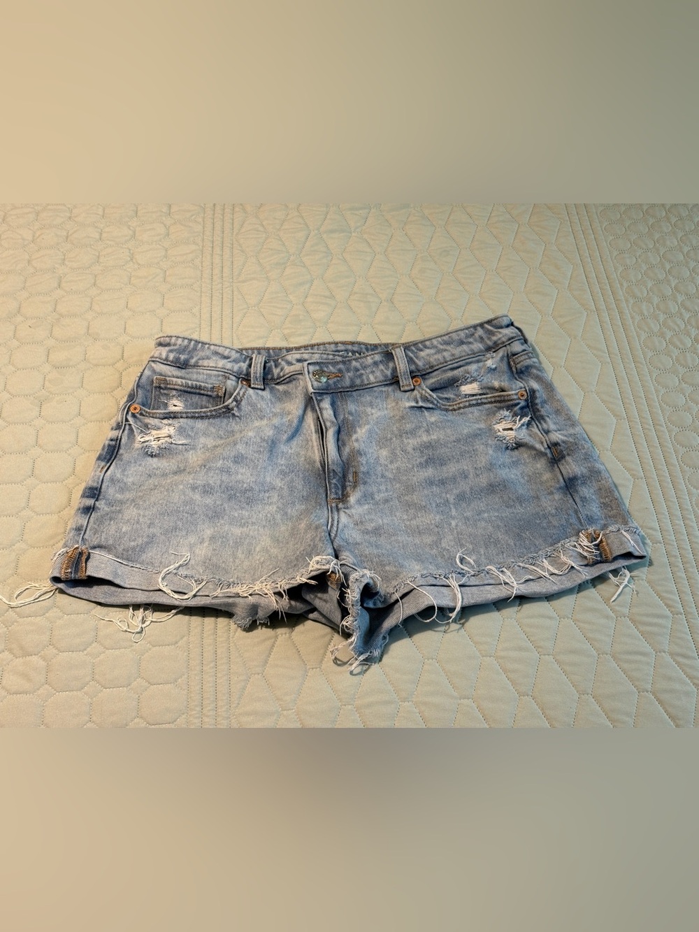 American Eagle Stretch Denim Mom Shorts size 8
